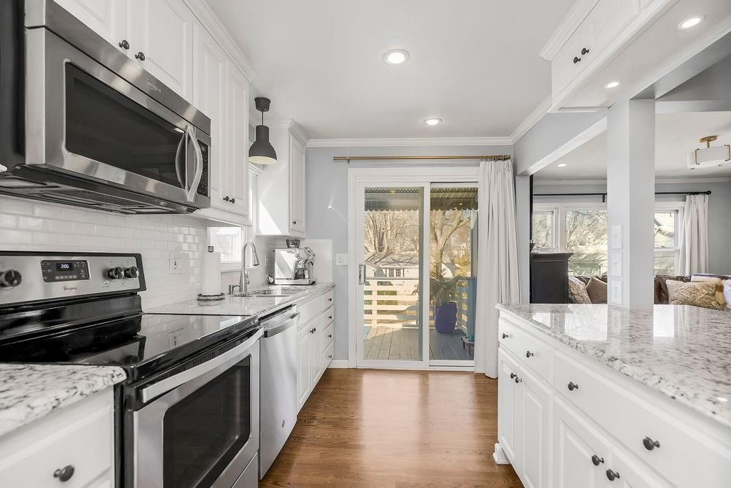 3010 W 72nd Terrace — photo 10