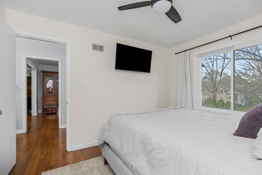 3010 W 72nd Terrace — photo 13