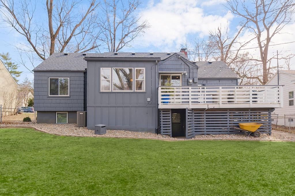 3010 W 72nd Terrace — photo 30