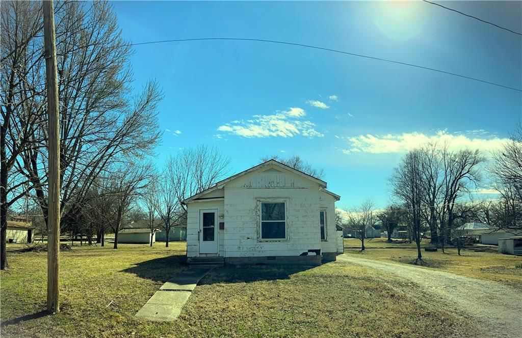 1732 E Oak Street — photo 3