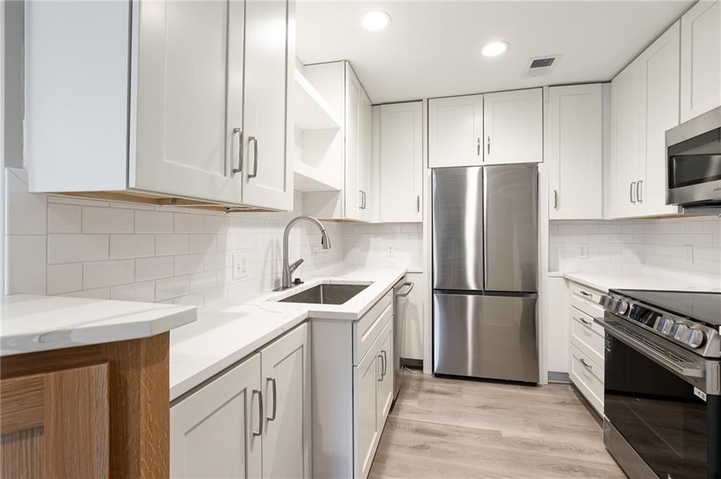 6206 Robinson Street — photo 8