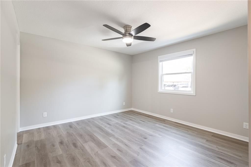 6206 Robinson Street — photo 23