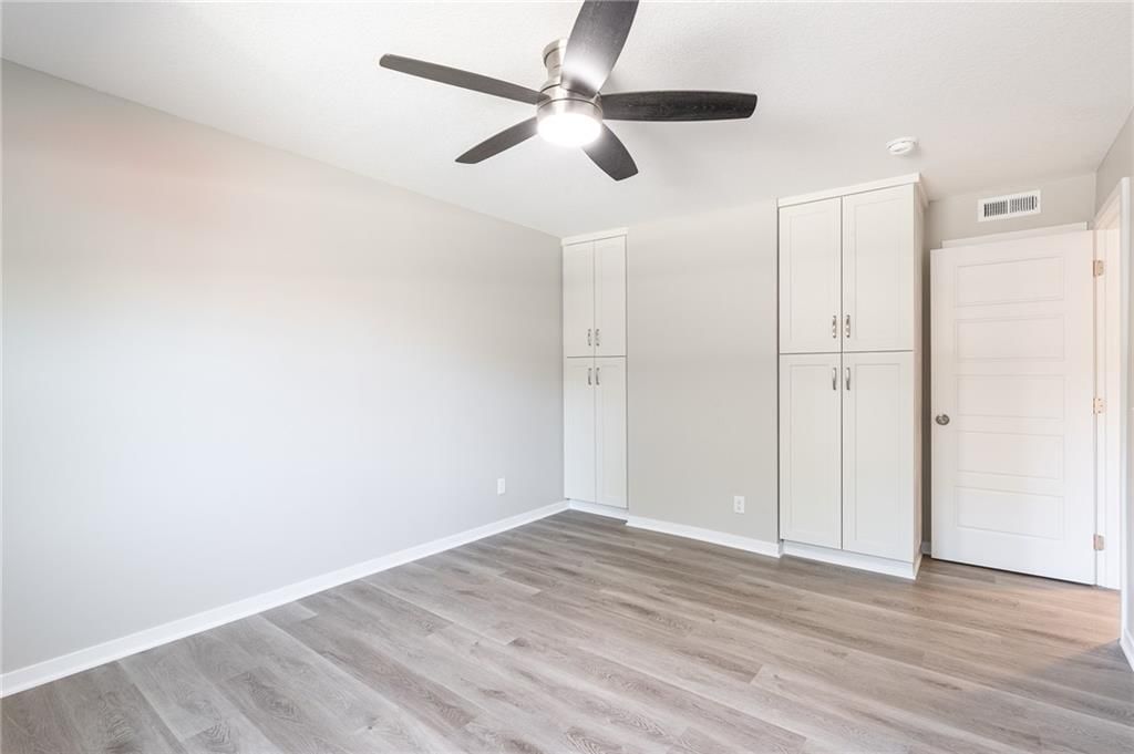 6206 Robinson Street — photo 24