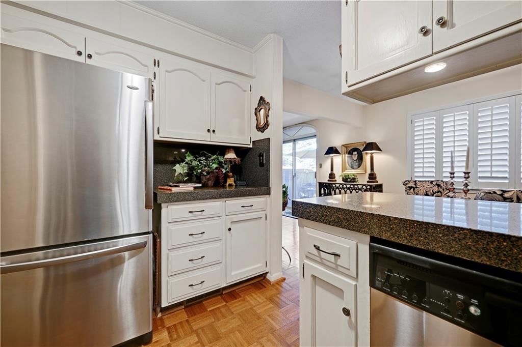 5308 W 103rd Terrace — photo 14