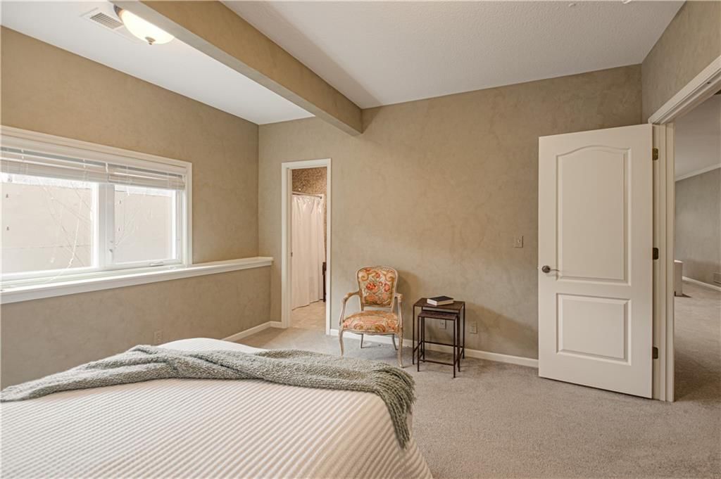 5402 W 141st Terrace — photo 35