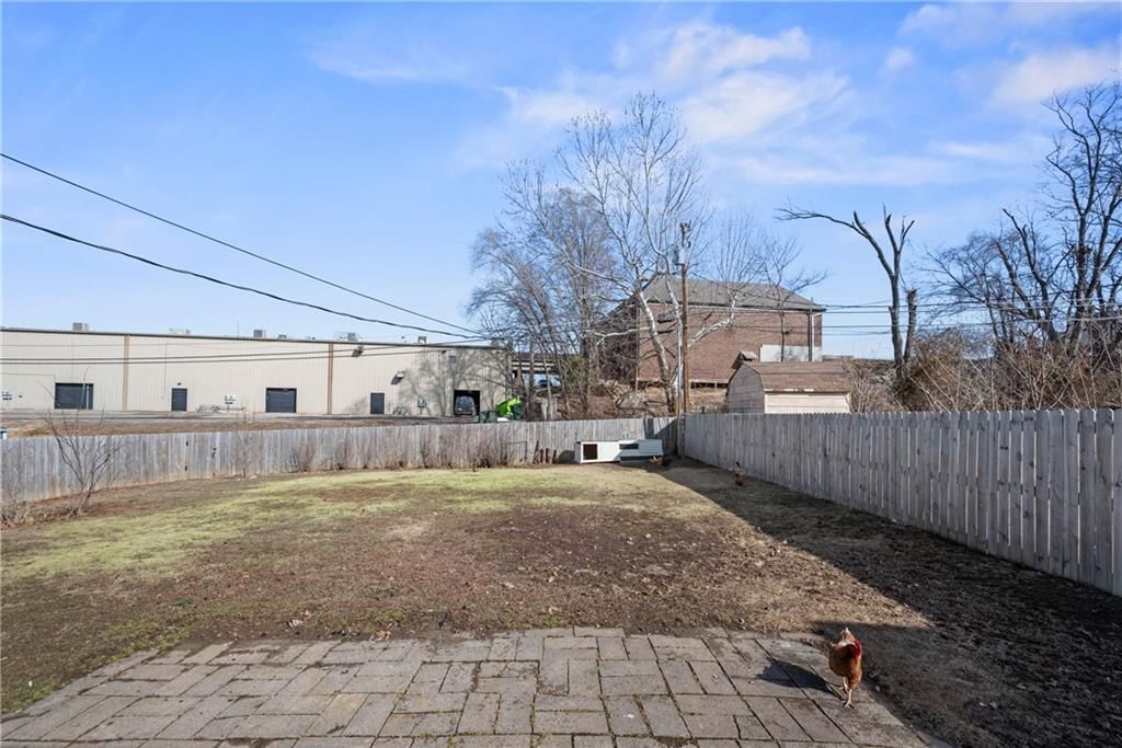22 Florentina Street — photo 23