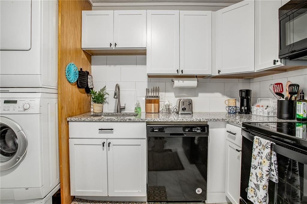 9240 Mcgee Street — photo 13