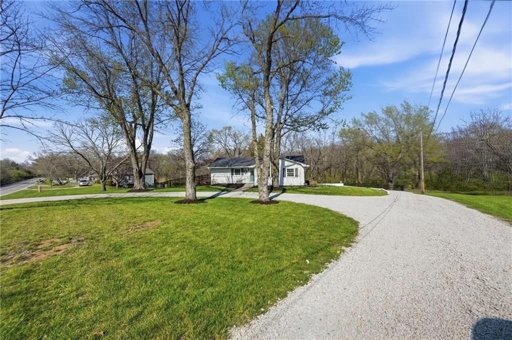 7823 Woodland Drive — photo 3
