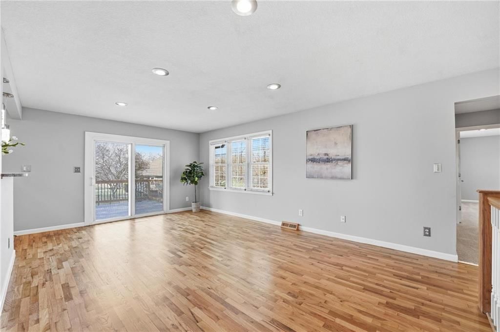 7823 Woodland Drive — photo 7