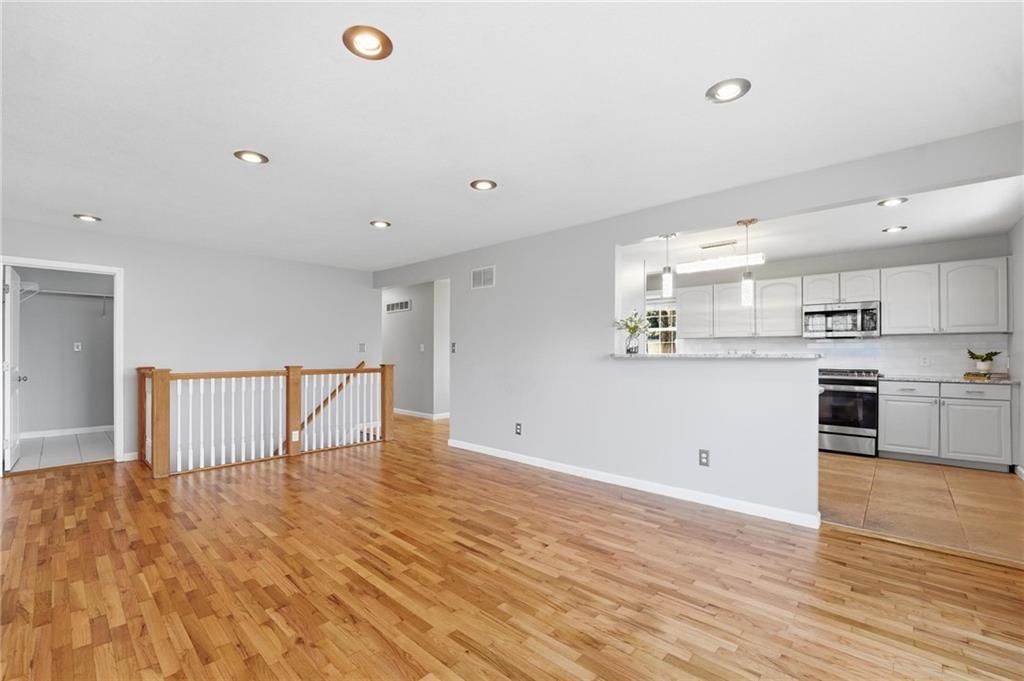 7823 Woodland Drive — photo 8