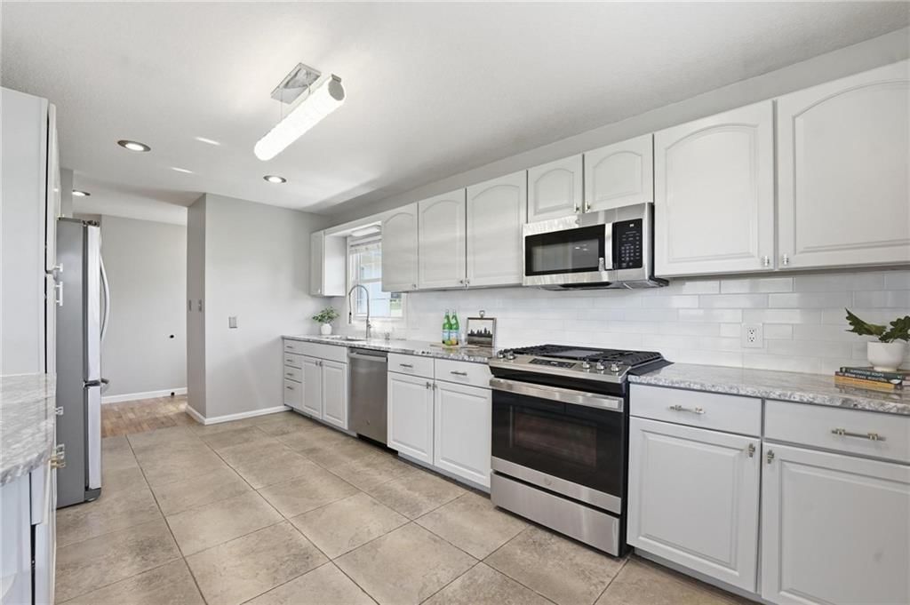 7823 Woodland Drive — photo 11