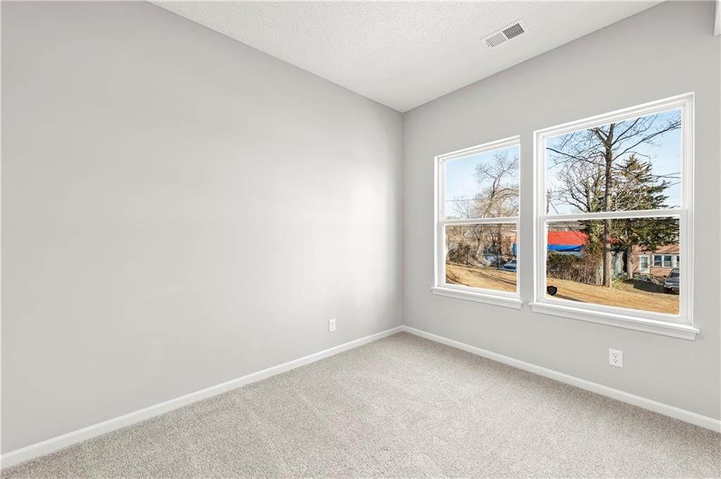 1114 Armstrong Avenue — photo 35