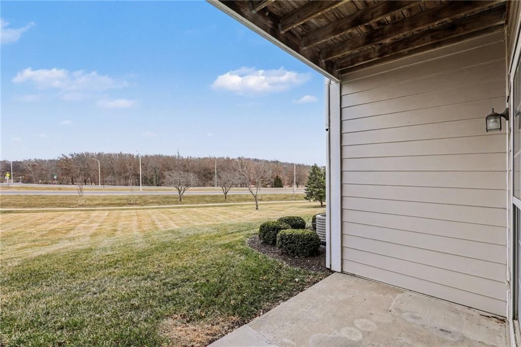 11606 Tomahawk Creek Parkway — photo 16