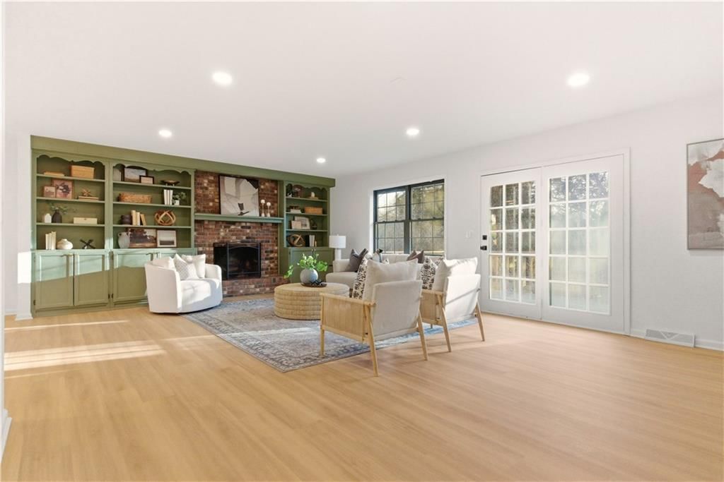 3405 Southern Hills Drive — photo 3