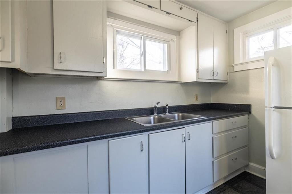 7730 Jefferson Street — photo 16