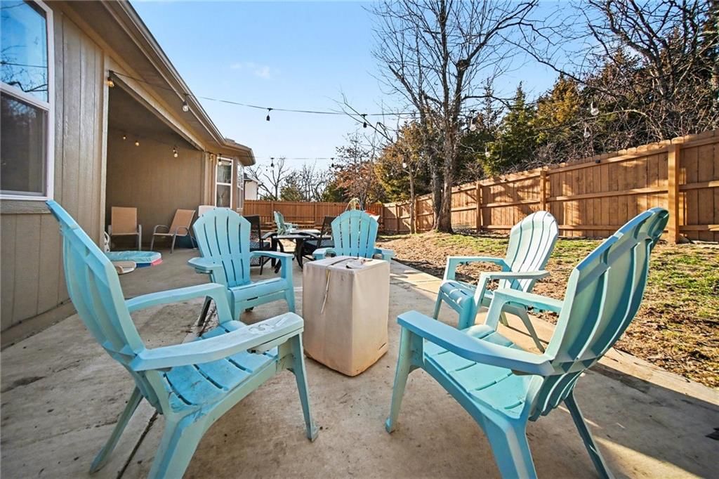 1702 E 127 Terrace — photo 33