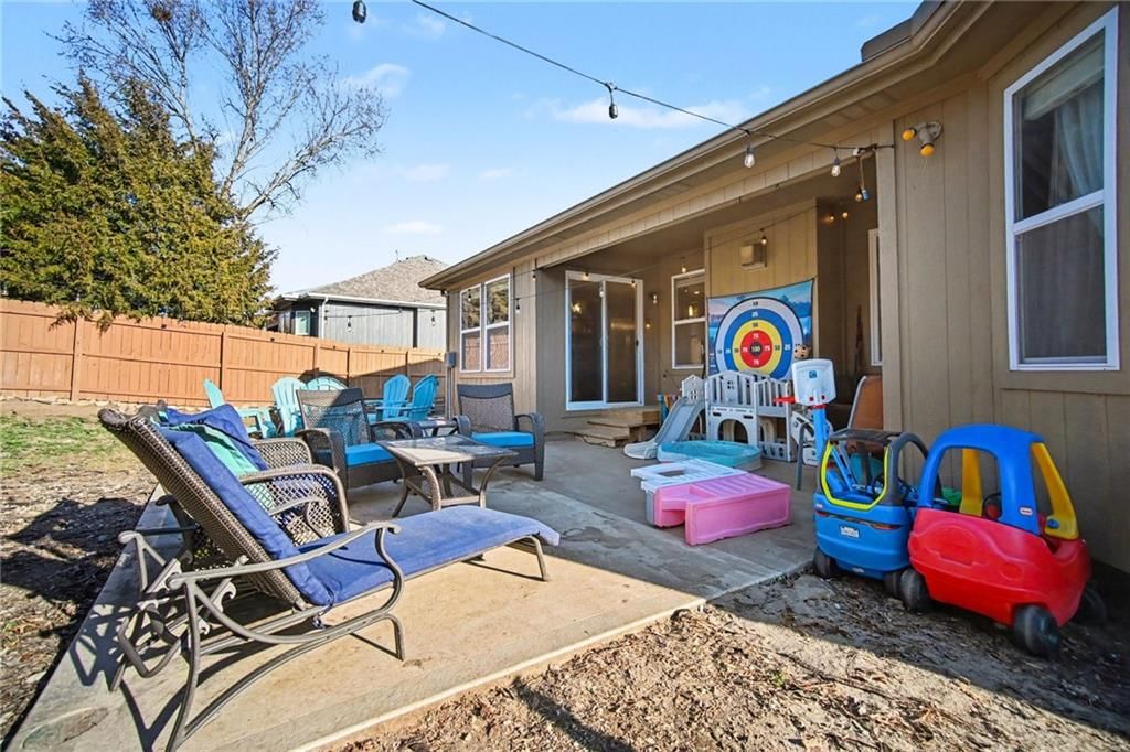 1702 E 127 Terrace — photo 34