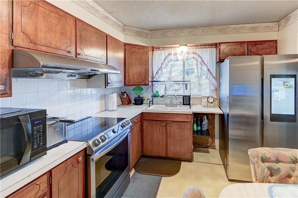 11804 Fuller Avenue — photo 8