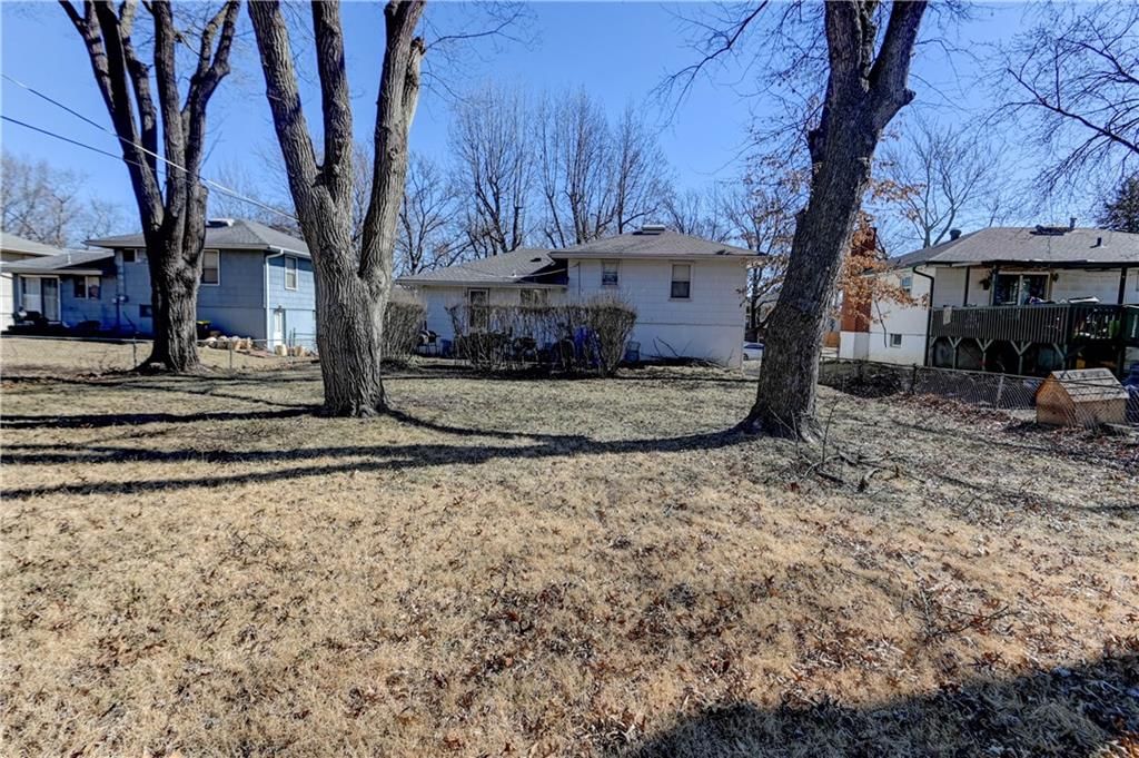 11804 Fuller Avenue — photo 22