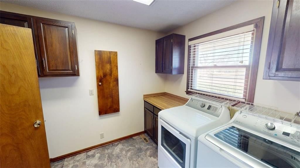 15293 Skyway Drive — photo 6