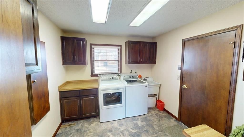 15293 Skyway Drive — photo 7