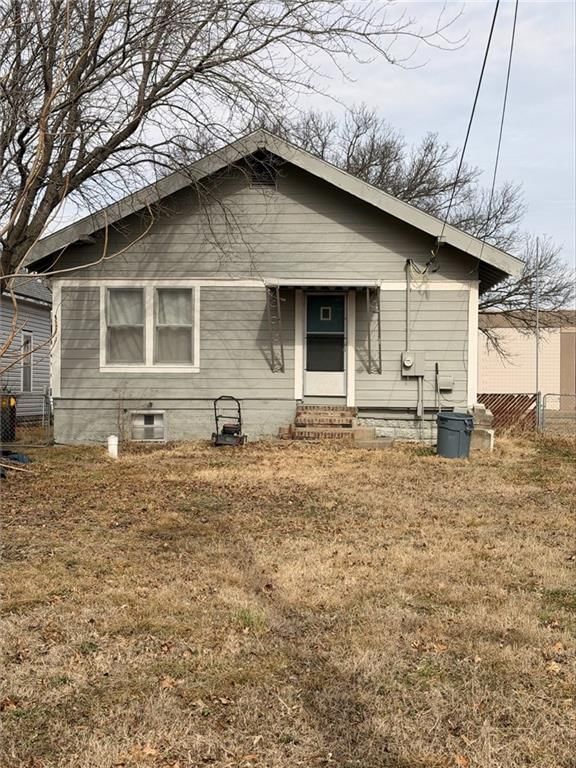 103 W Kansas Street — photo 2