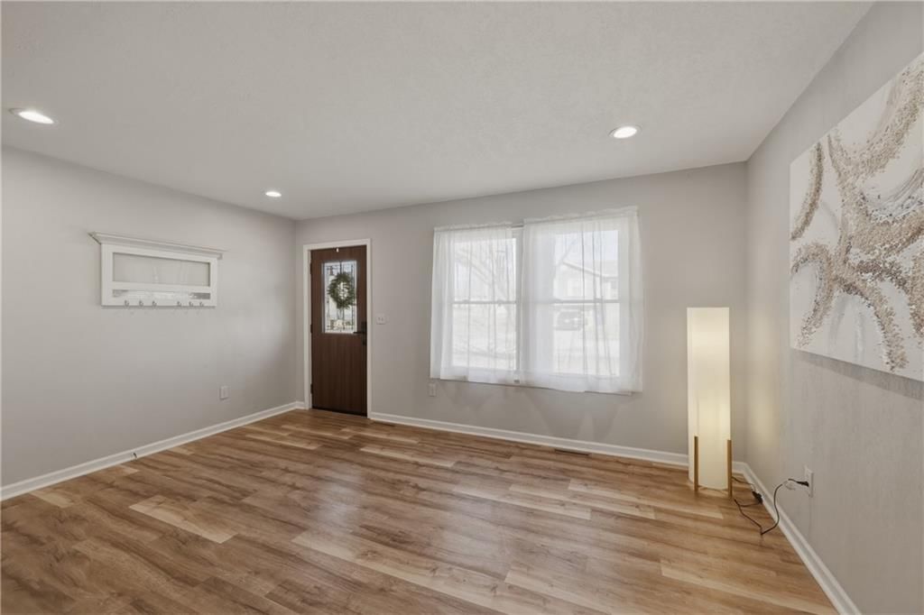 829 Quail Ridge Road — photo 3