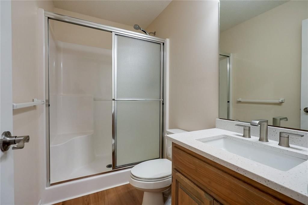 1904 S Davis Avenue — photo 21