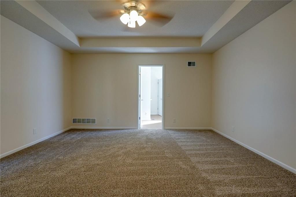 1904 S Davis Avenue — photo 25