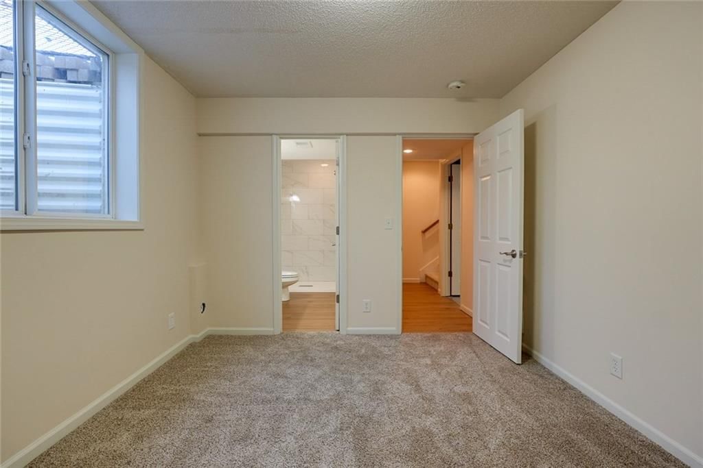 1904 S Davis Avenue — photo 34