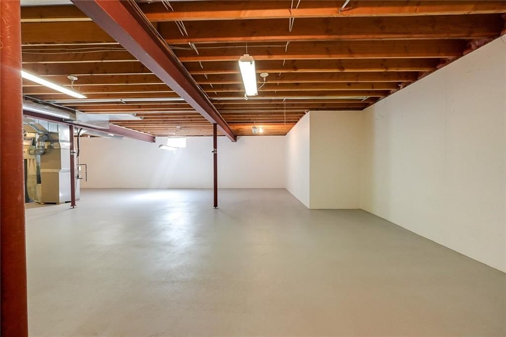 1904 S Davis Avenue — photo 43