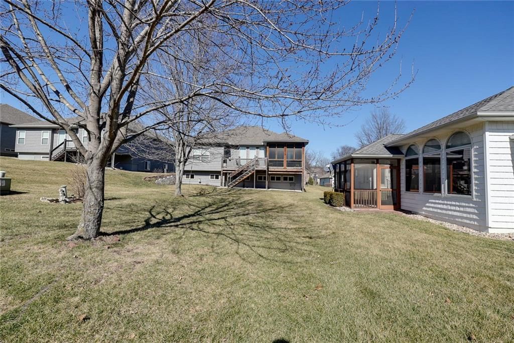 1904 S Davis Avenue — photo 47