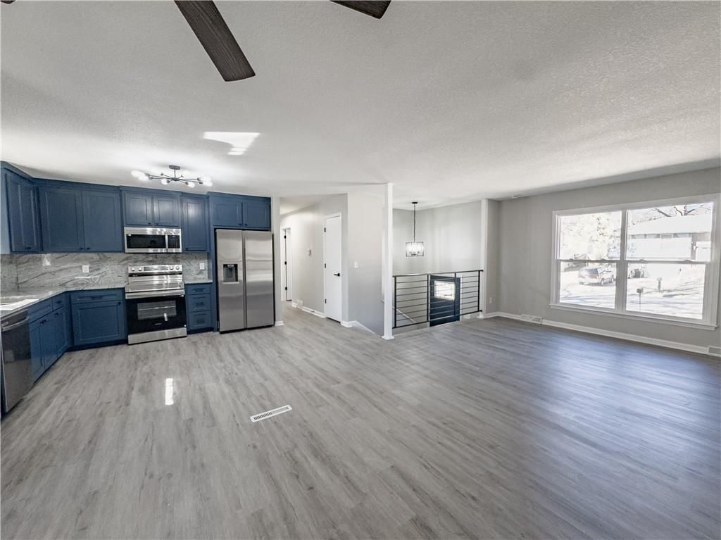 1701 Evergreen Street — photo 8
