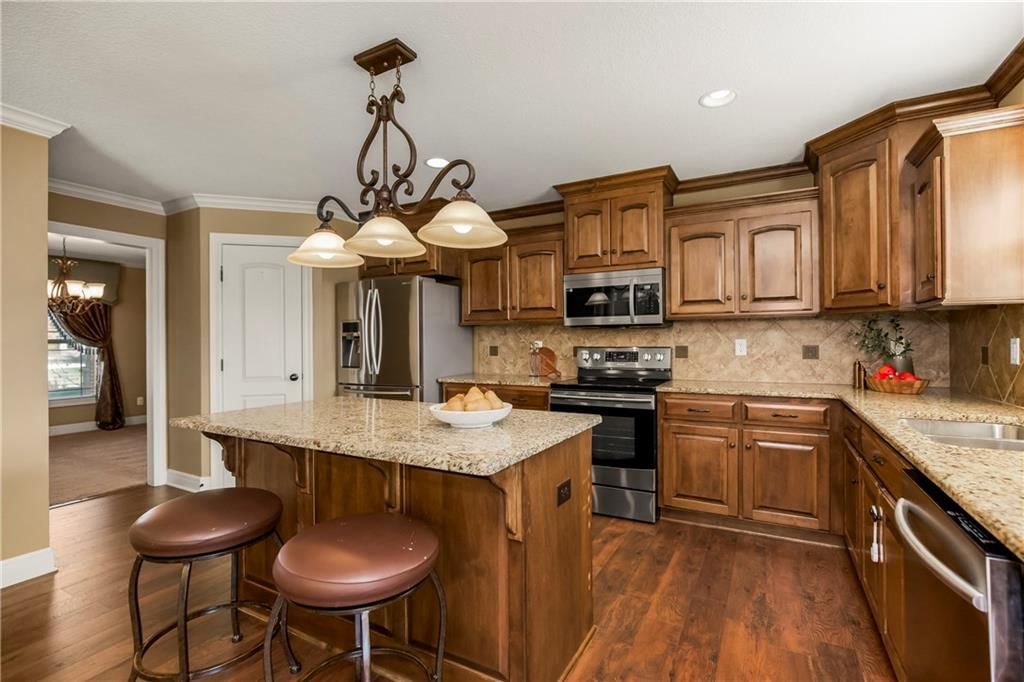 10312 N Tullis Drive — photo 5