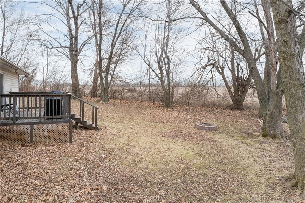 702 E Maple Place — photo 5