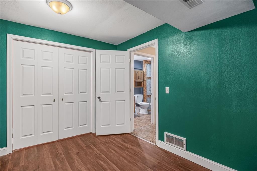 702 E Maple Place — photo 23