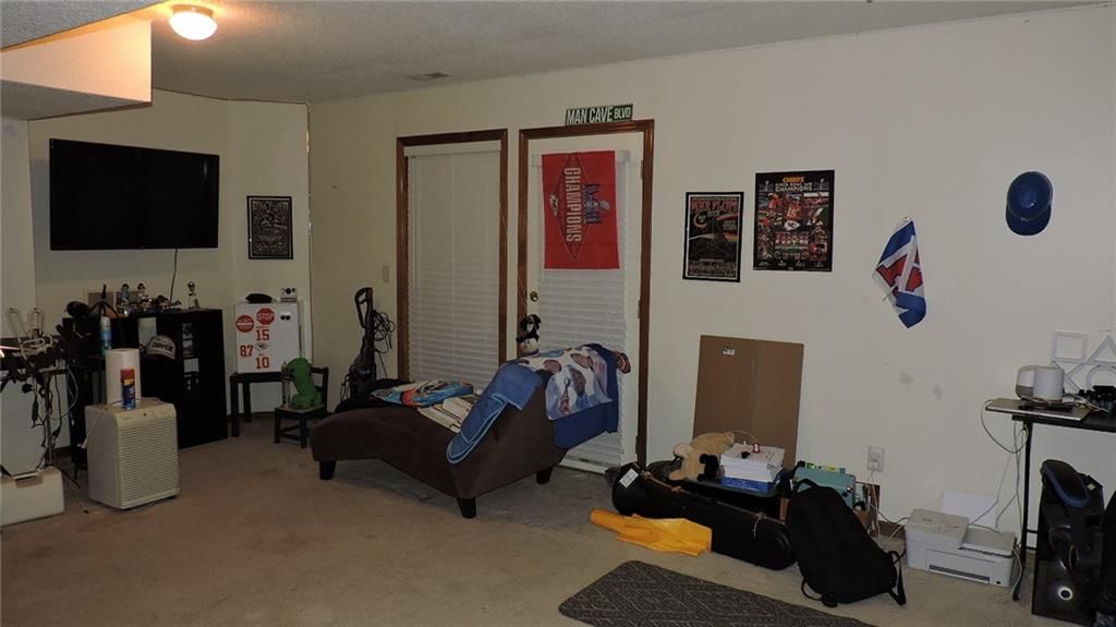 11104 N Booth Avenue — photo 16