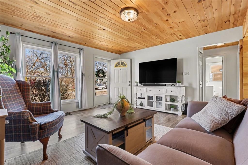 3434 NE Monterey Avenue — photo 4