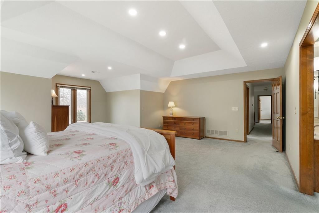 9116 W 127th Terrace — photo 31