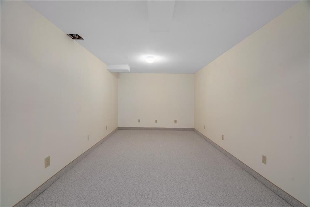9116 W 127th Terrace — photo 50