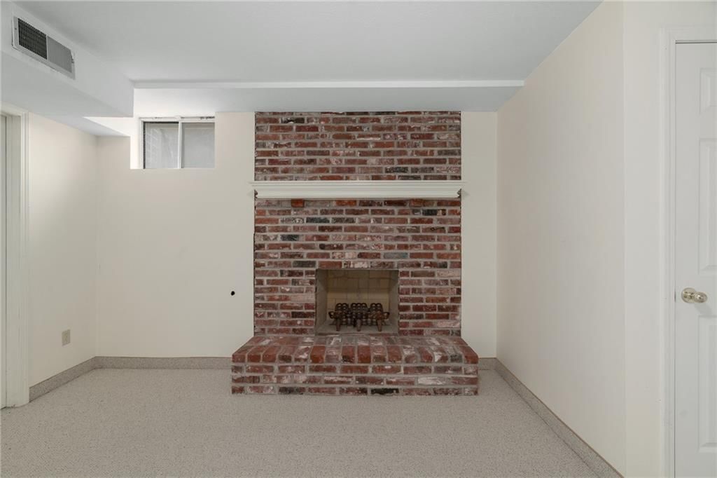 9116 W 127th Terrace — photo 53