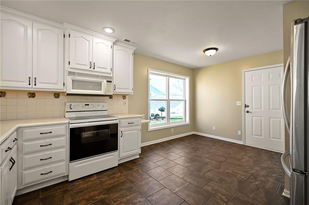 12110 Oakmont Street — photo 14
