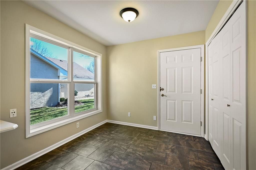 12110 Oakmont Street — photo 16