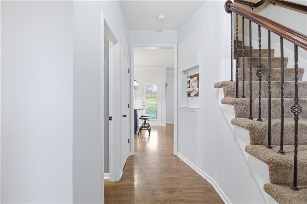 14310 S Summit Court — photo 4