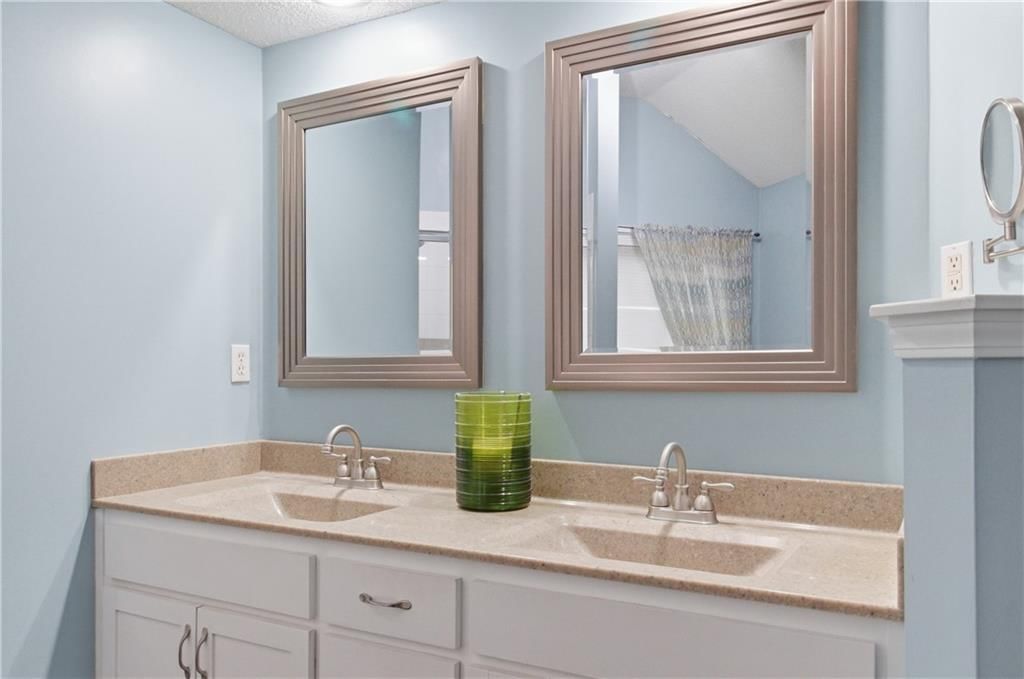 14310 S Summit Court — photo 19
