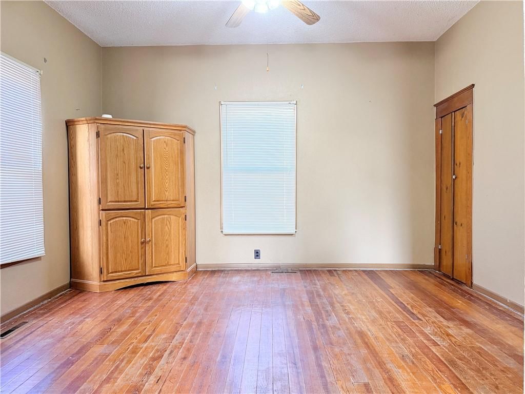 410 Washington Street — photo 6
