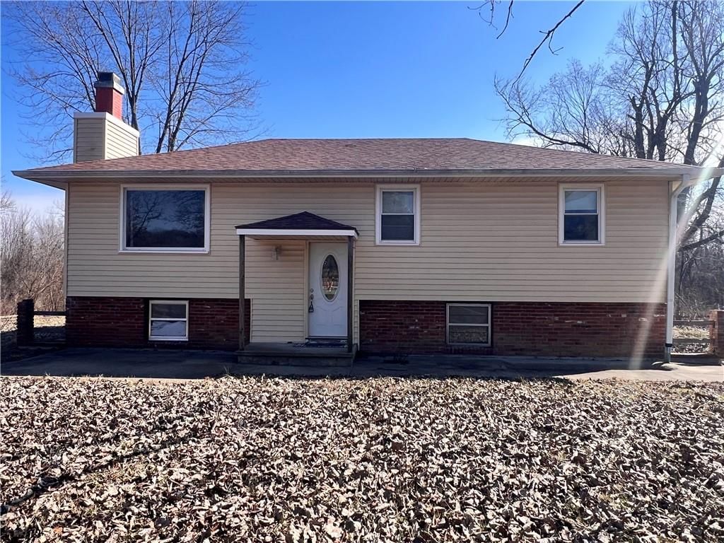 8314 NW High Street — photo 2