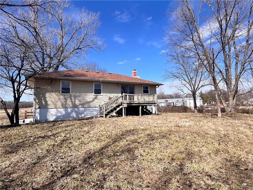 8314 NW High Street — photo 3
