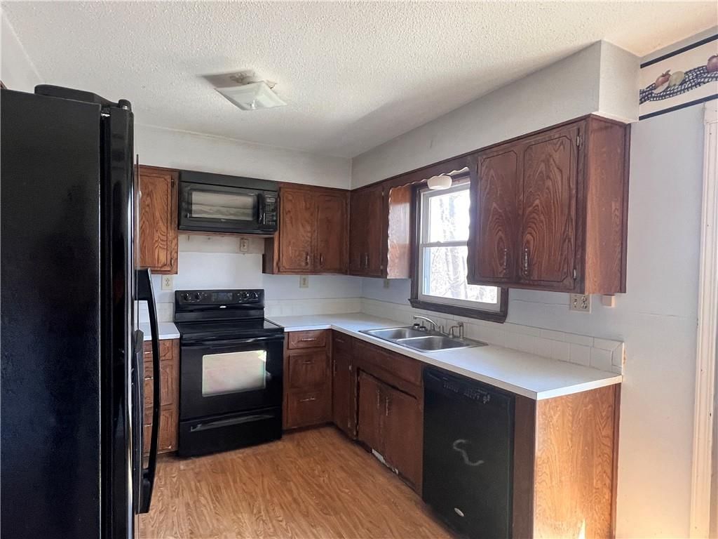 8314 NW High Street — photo 5