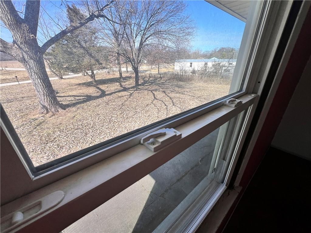 8314 NW High Street — photo 29